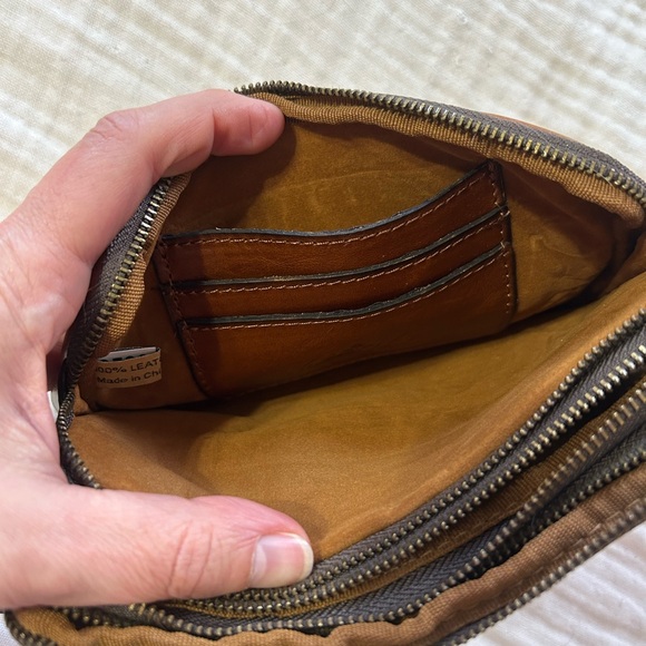 Patricia Nash Viani Wristlet - Vintage Distressed Leather - Picture 6 of 11